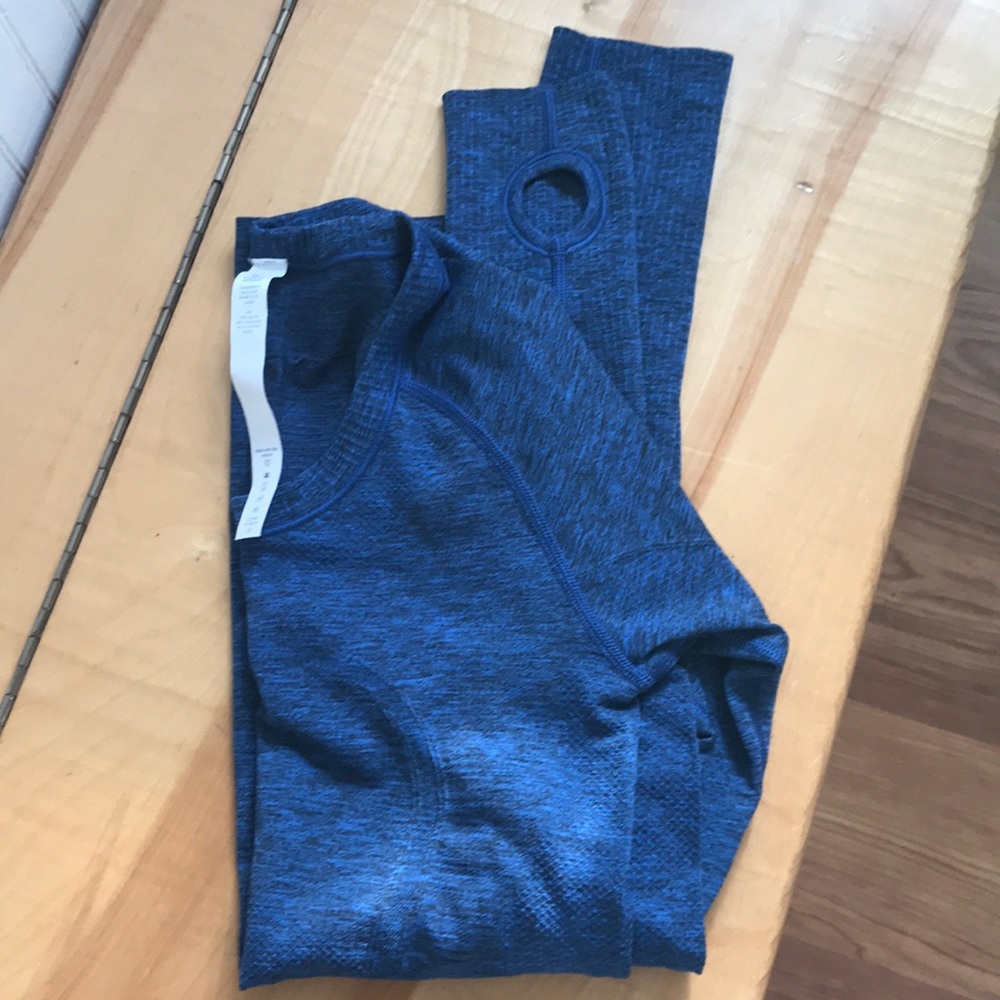 Lululemon swiftly tech long sleeve.